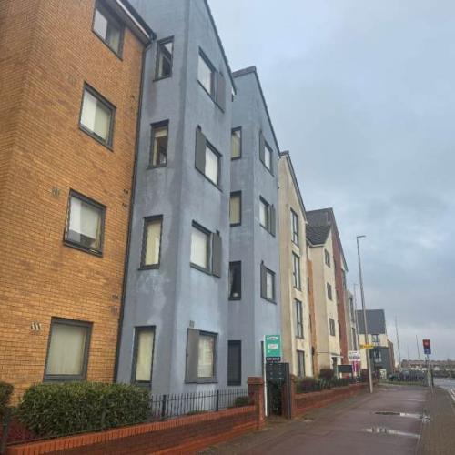 Spacious 2 Bedroom 2 Bathroom 1 Allocated Parking - Countess Way, Broughton, MK10 7DX