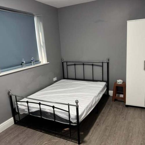 Studio Flat in Reading RG1 6RD