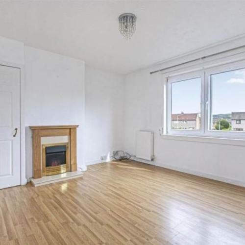 Spacious 1 bed Ground Floor flat to rent - £625PCM - Dunfermline