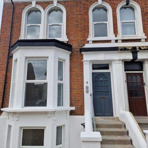 GREAT LOCATION IN THORNTON HEATH/SELHURST SE25 - ONE/TWO BED FLAT