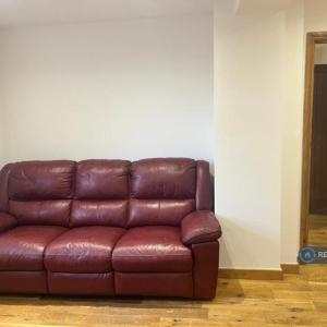 5 bedroom house in Hoylake Road, London, W3 (5 bed) (#2369654)