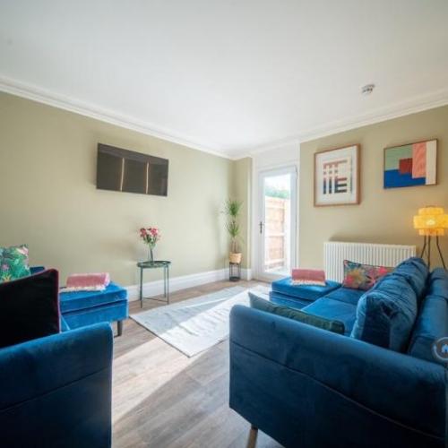 6 bedroom house in Etwall Street, Derby, DE22 (6 bed) (#2698168)