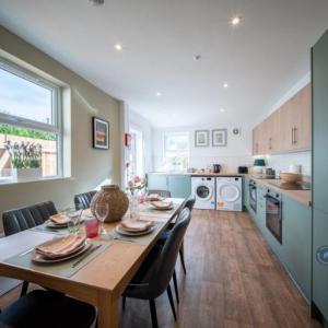 6 bedroom house in Etwall Street, Derby, DE22 (6 bed) (#2698168)