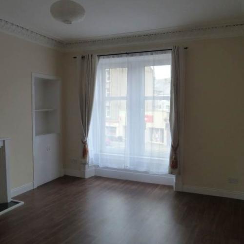 Large 2 bedroom flat near Baxter Park