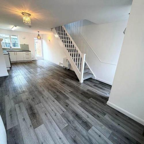 Excellent Condition prime location spacious 2 bedrooms semi0detached house- Goodmayes, Ilford