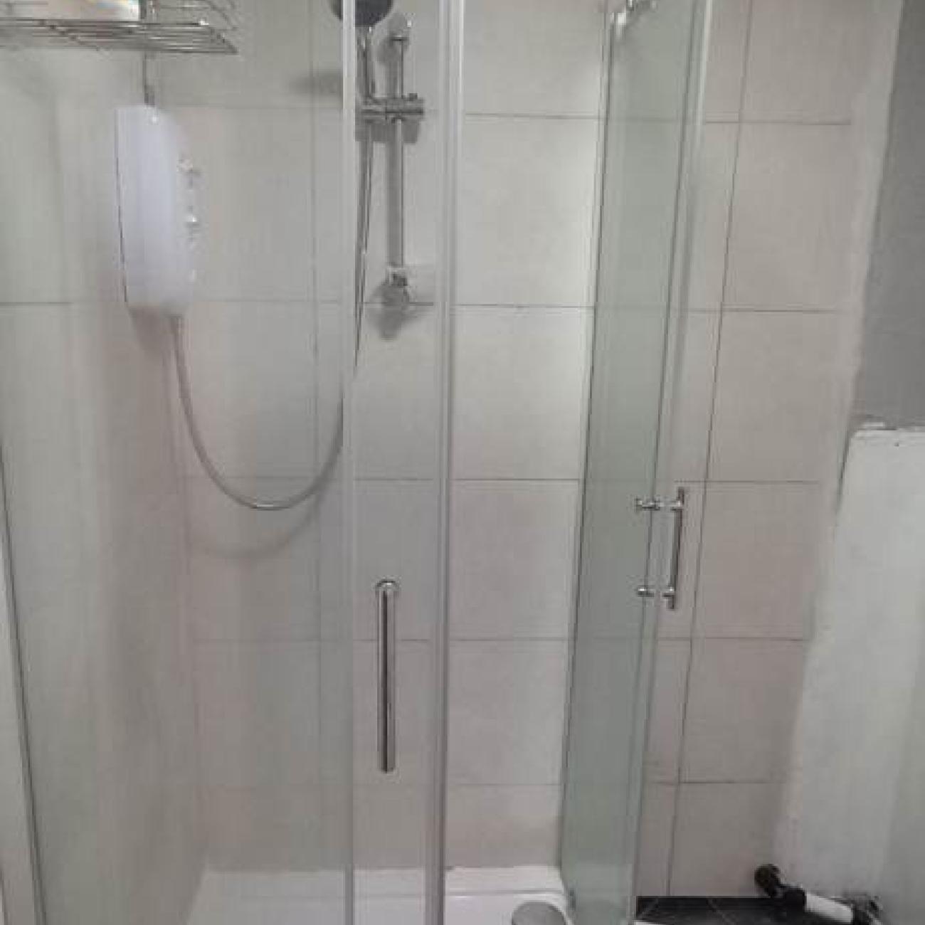**AVAILABLE**1 BEDROOM**STUDIO APARTMENTS**STOKE-ON-TRENT**GAS&ELECTRIC INCLUDED**