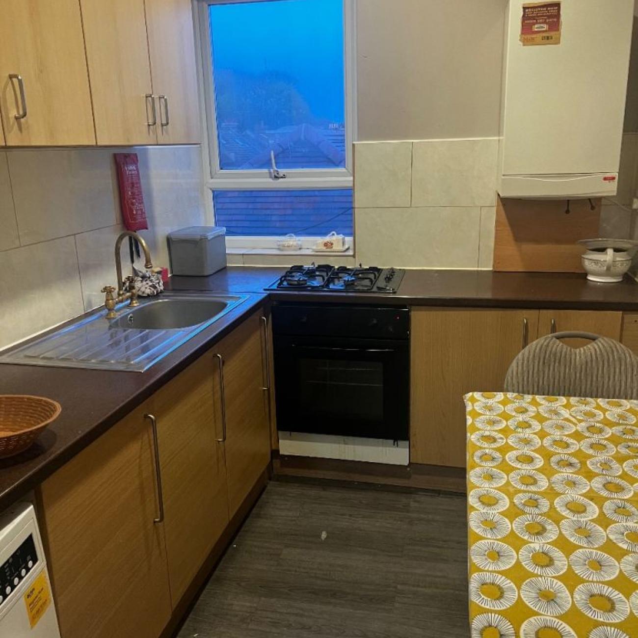 **AVAILABLE**1 BEDROOM**STUDIO APARTMENTS**STOKE-ON-TRENT**GAS&ELECTRIC INCLUDED**
