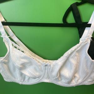 Brand New Pack of 2 bras