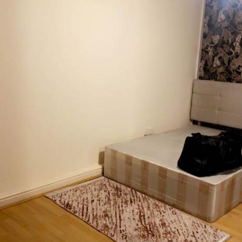 SUITABLE 1 BEDROOM STUDIO in ILFORD, E12 6JW for £1099pcm..ALL BILLS INCLUDED (AVAILABLE RIGHT AWAY)