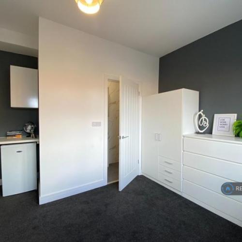1 bedroom in North Eastern Road, Thorne, Doncaster, DN8 (#2708829)