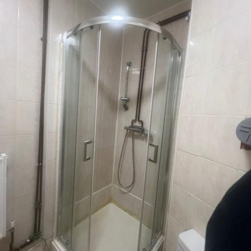 Studio flat in ILford 2 mins walk to ILford Station