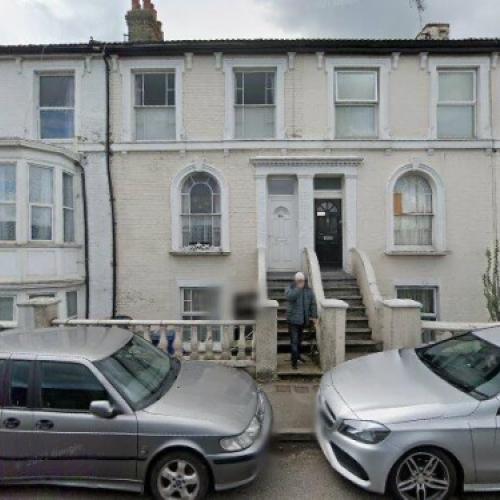 2 Bed Flat, Marine Parade, ME12