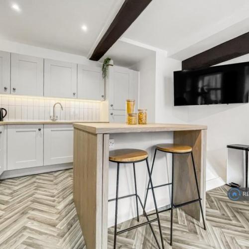 6 bedroom house in Crown Road, Norwich, NR1 (6 bed) (#2747854)