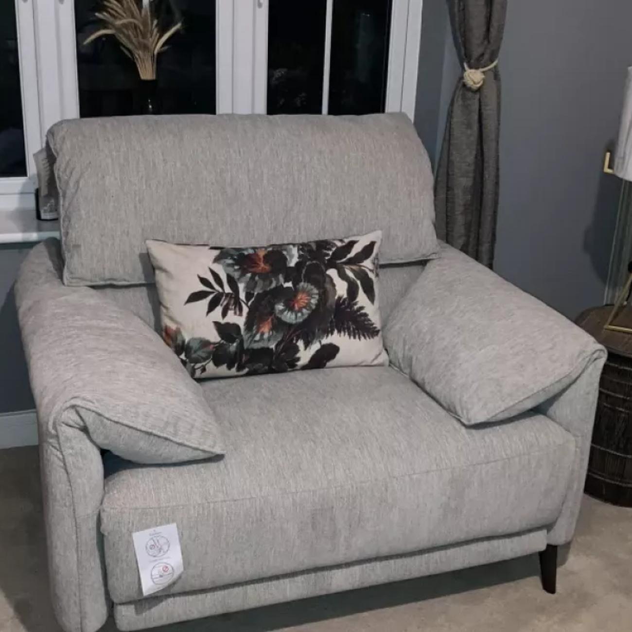DFS Callie – Ivory Power Recliner Sofa and Chair