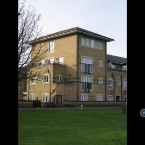 2 bedroom flat in Longworth Avenue, Cambridge, CB4 (2 bed) (#2624750)