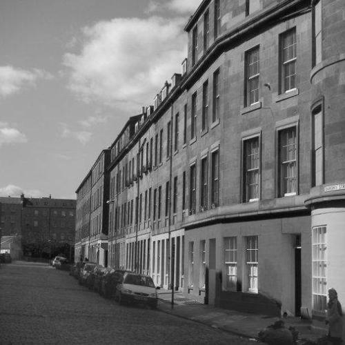 3-bed NEW TOWN HMO student flat ** OPEN VIEWING THURSDAY 30 APRIL **