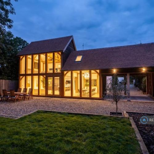 4 bedroom house in Park Lane, Old Knebworth, Knebworth, SG3 (4 bed) (#2613888)