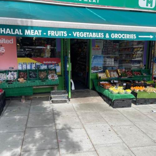 Fruits and Vegetables Stall outside Shop for Rent