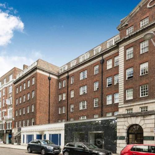 Ground floor one bedroom apartment in Cheslea SW3