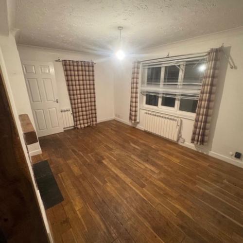 🏠 Semi-Furnished 4 Bedroom House – Peterborough PE1 5PH