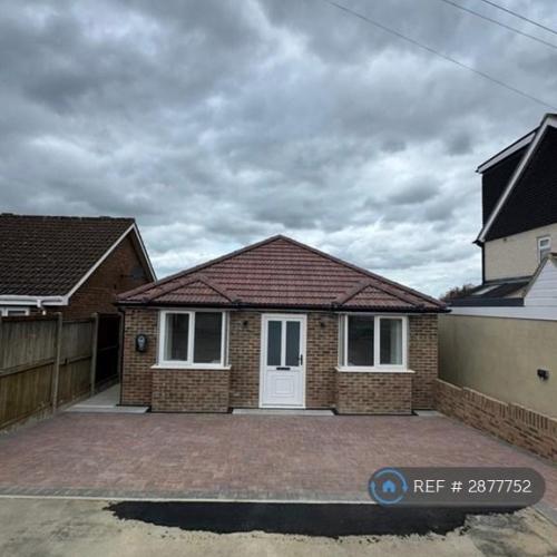 3 bedroom house in Danson Way, Gillingham, ME8 (3 bed) (#2877752)