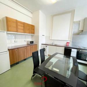 3 bed apartment in Caledonian Road , Islington, N1-Ref: 1638