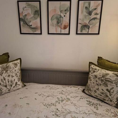 Studio flate furnish