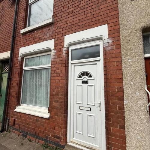 3 Bedroom Available