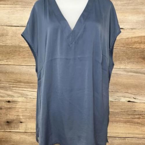 BodyFlirt Baby Blue Bat Wing Sleeve Blouse