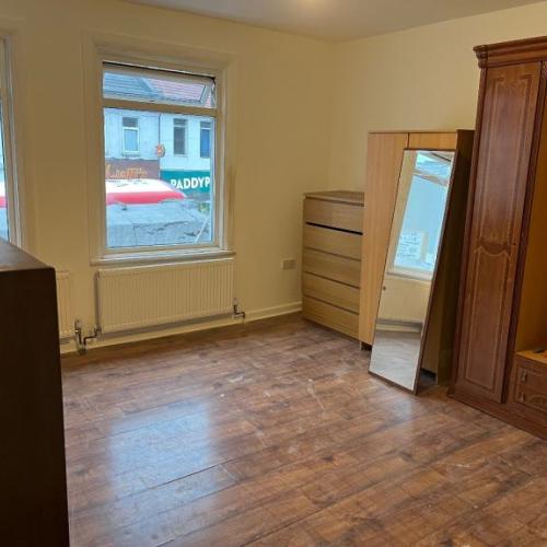 3 BED FLAT TO LET WEMBLEY