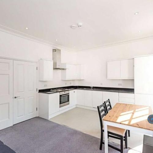 1 bedroom flat in North Gower St, London, NW1 (1 bed) (#2887322)