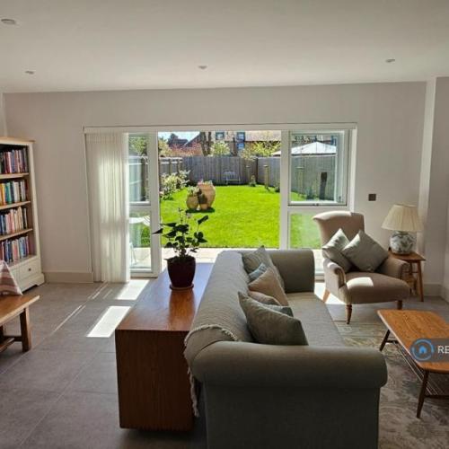 1 bedroom house in Sandycroft Close, Yarnton, Oxford, OX5 (1 bed) (#2723365)