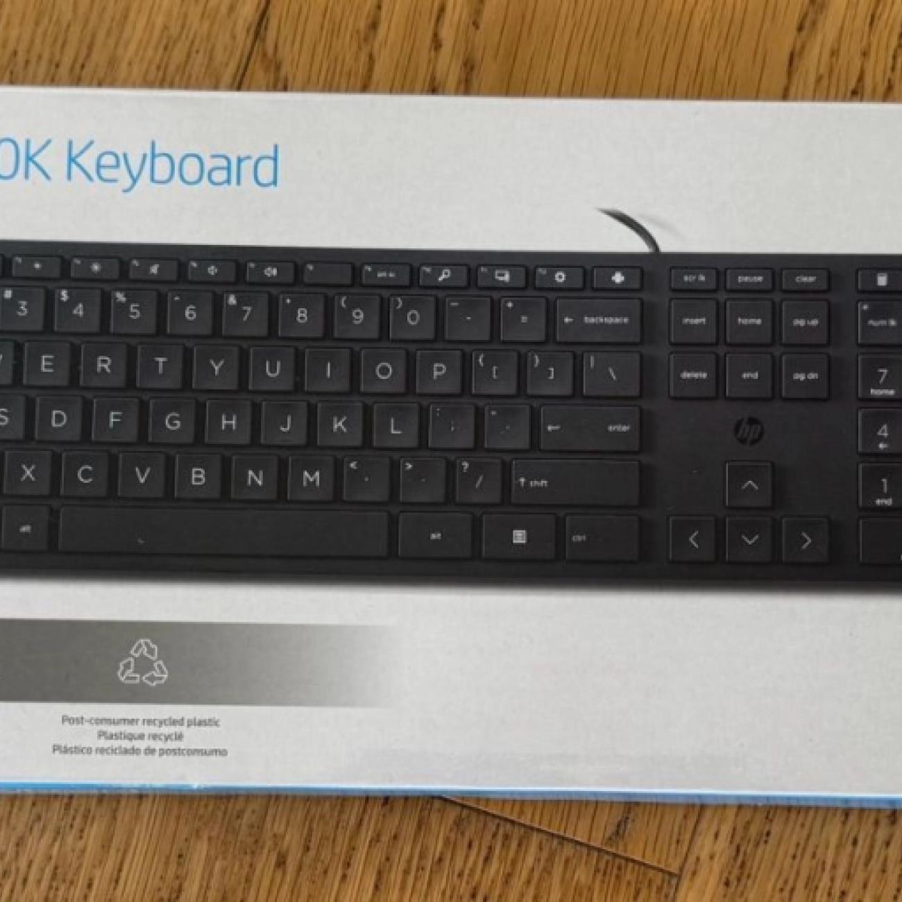 HP Wired Desktop 320K Keyboard [Black]