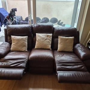 Harveys 3-Seater Recliner Sofa with Footrests in Rich Chocolate Brown