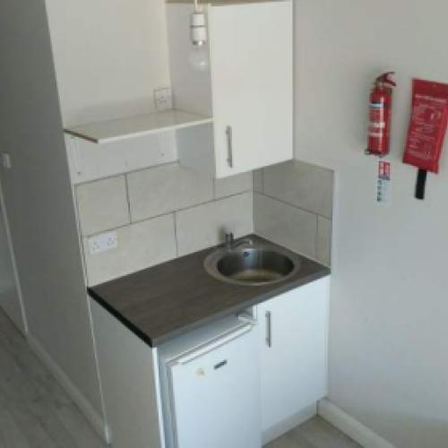 Ensuite Studio Flat in London , Greenford ub6 0SP