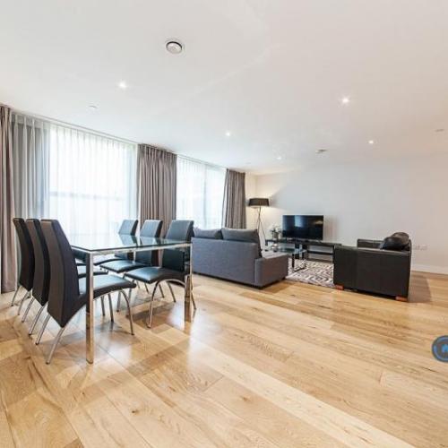 2 bedroom flat in Parkside, Cambridge, CB1 (2 bed) (#2494825)