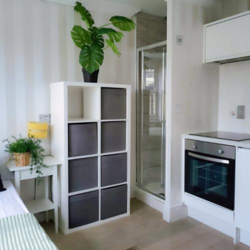 Double Semi-Studio in Stanwick Road, W14 8TL All Utility Bills Included