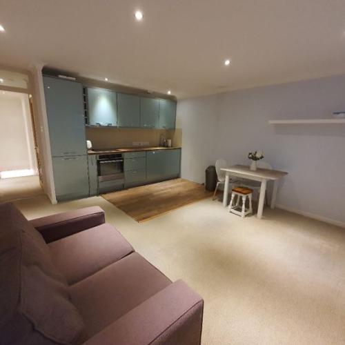 Milford Mews, Streatham