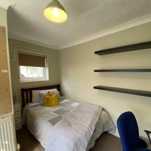 ✨Furnished 3 Bed Flat | SO15 | Available 15 July