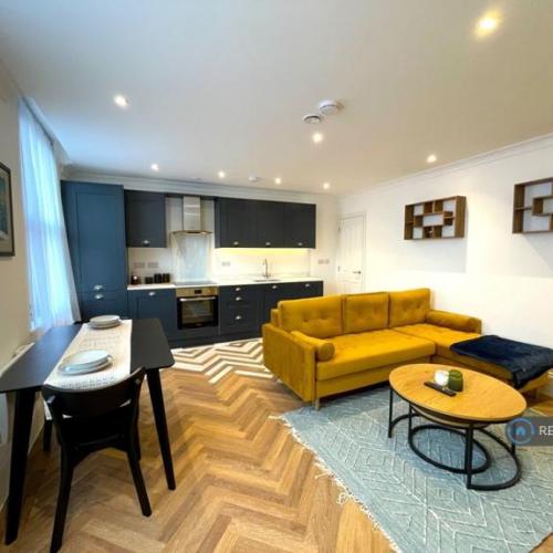 1 bedroom flat in Great Hampton Street, Birmingham, B18 (1 bed) (#2946934)