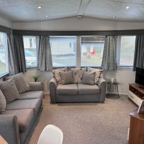 Own this static caravan monthly - Felixstowe - Ipswich
