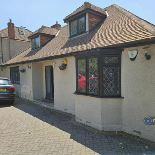 4 bedroom house in Belmont Rise, Sutton, SM2 (4 bed) (#2872198)
