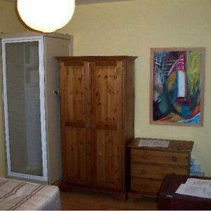 SMART SINGLE STUDIO- KENSINGTON OLYMPIA/SHEPHERDS BUSH