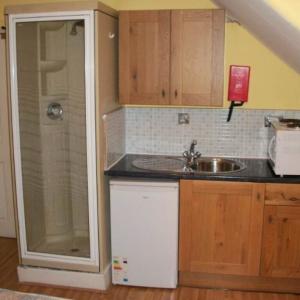SMART SINGLE STUDIO -KENSINGTON OLYMPIA