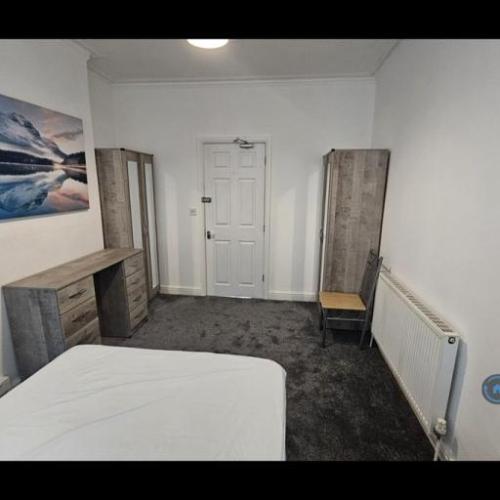 1 bedroom in Oxford Gardens, Stafford, ST16 (#2898062)