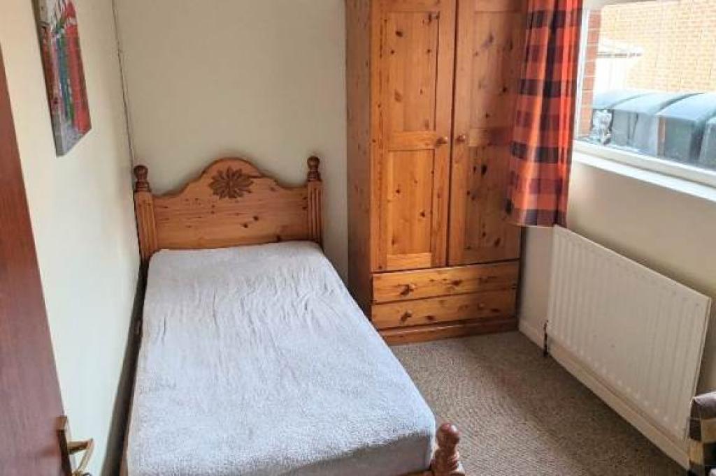 4 bed house for rent in Student Area of Belfast.