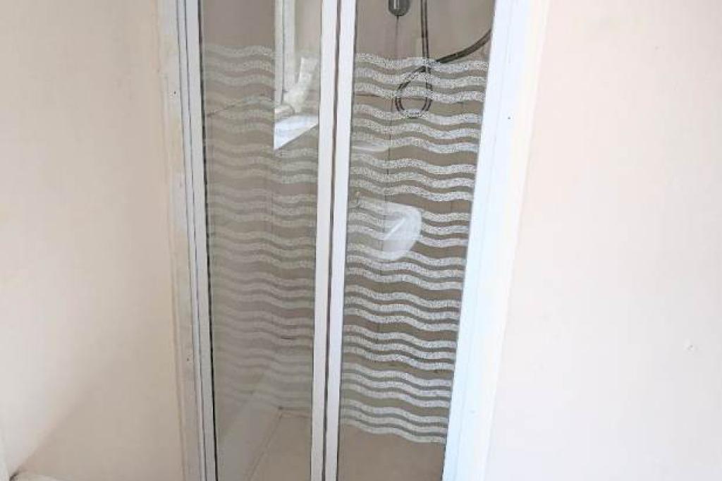 4 bed house for rent in Student Area of Belfast.
