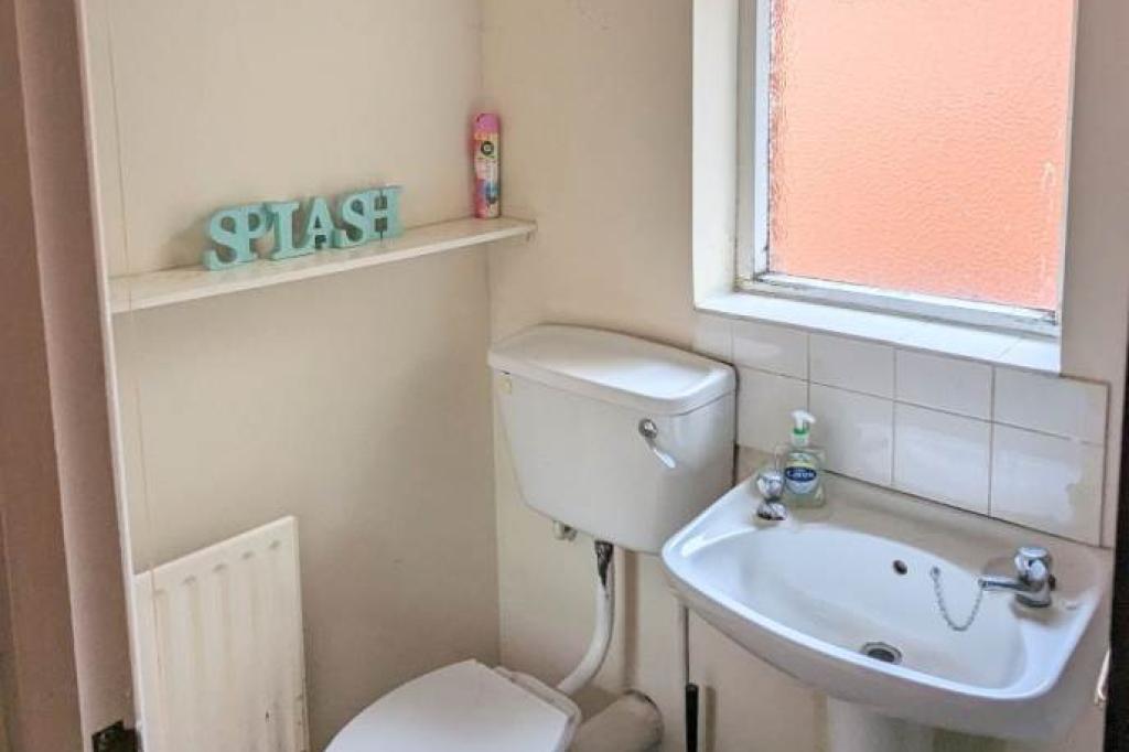 4 bed house for rent in Student Area of Belfast.