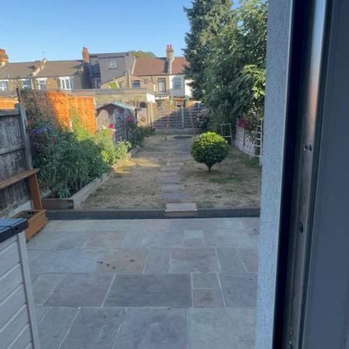 Stunning four bedroom property ig1