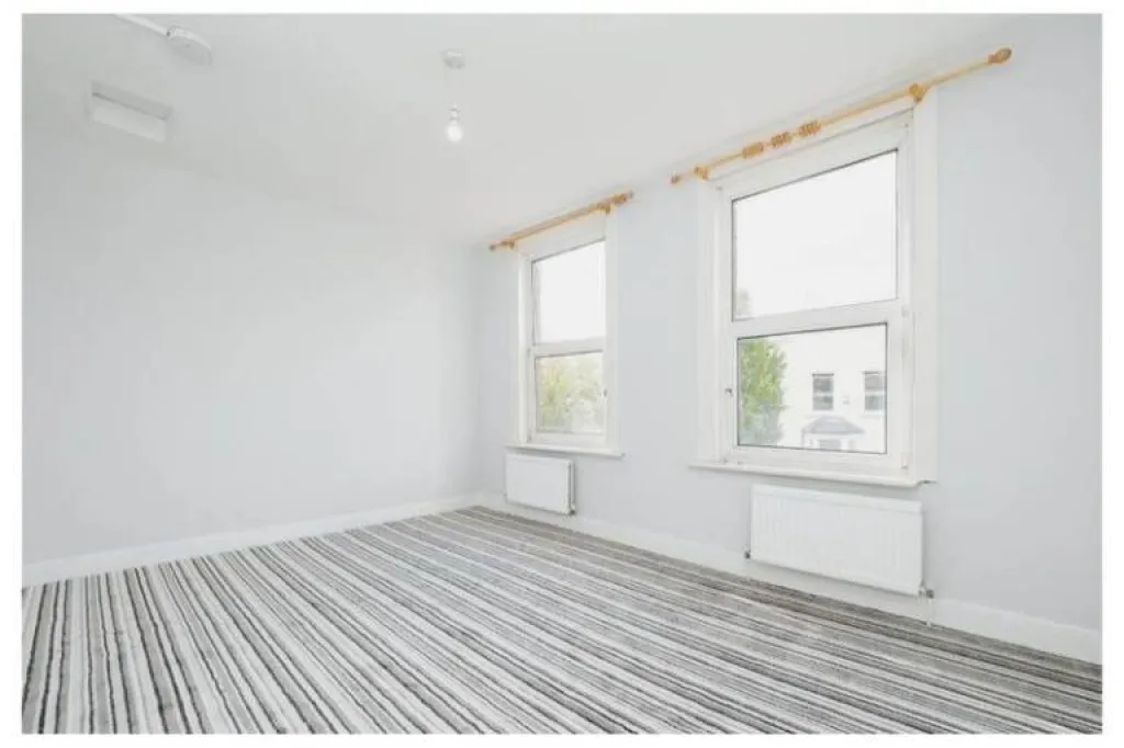 FOREST GATE/MARYLAND, E7, 4 BEDROOM TERRACED HOUSE AVAILABLE NOW